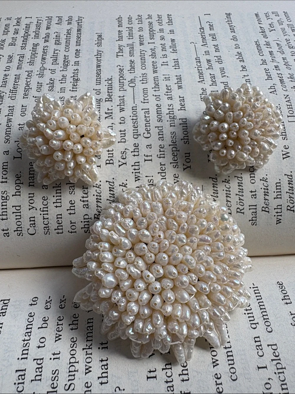 1980’s Seed Pearl Cluster Brooch and Earrings Set - Irredescent Creamy White